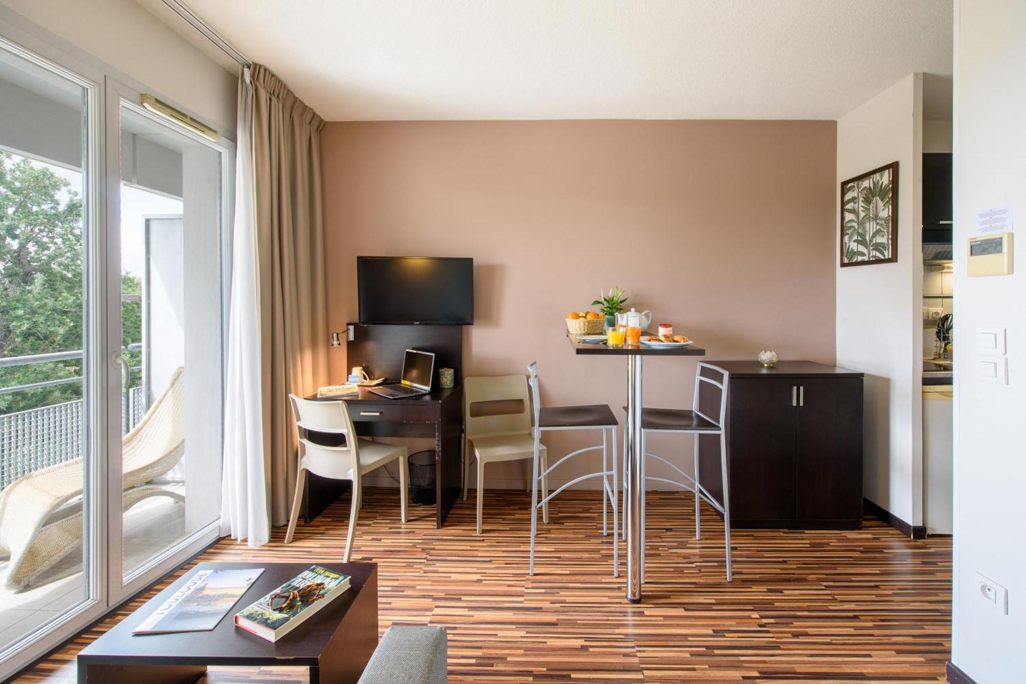 Clarion Aparthotel Toulouse Le Parc De L'Escale Экстерьер фото